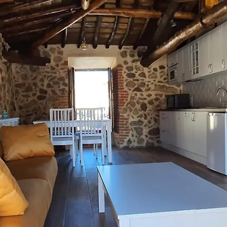 Casas Del Castillo, 2 *